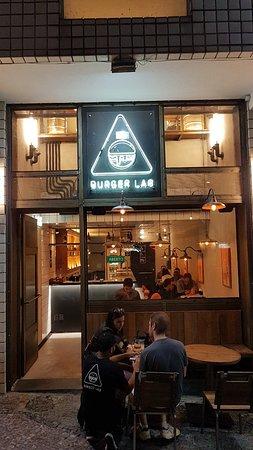 Burger Lab